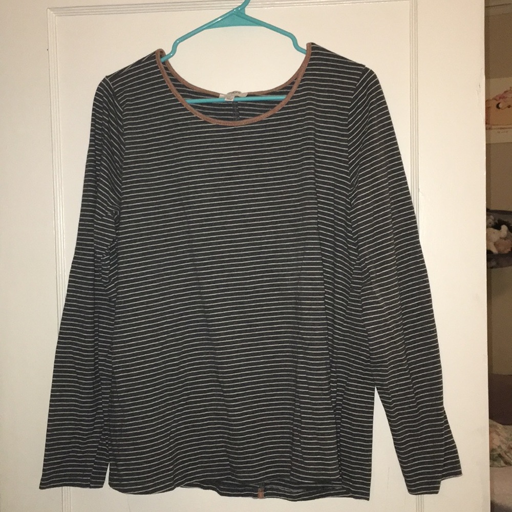Umgee Large Long-Sleeved Striped Shirt